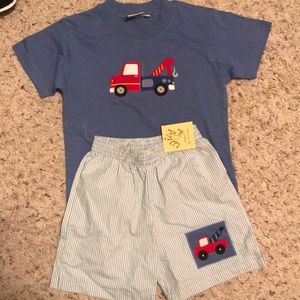 Luigi Kids Short Sleeve shirt and shorts